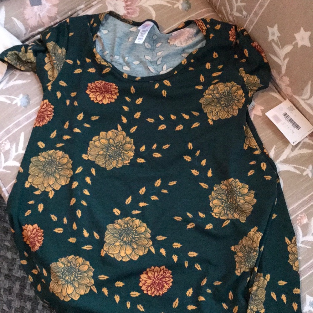 Brand new XXS perfect T